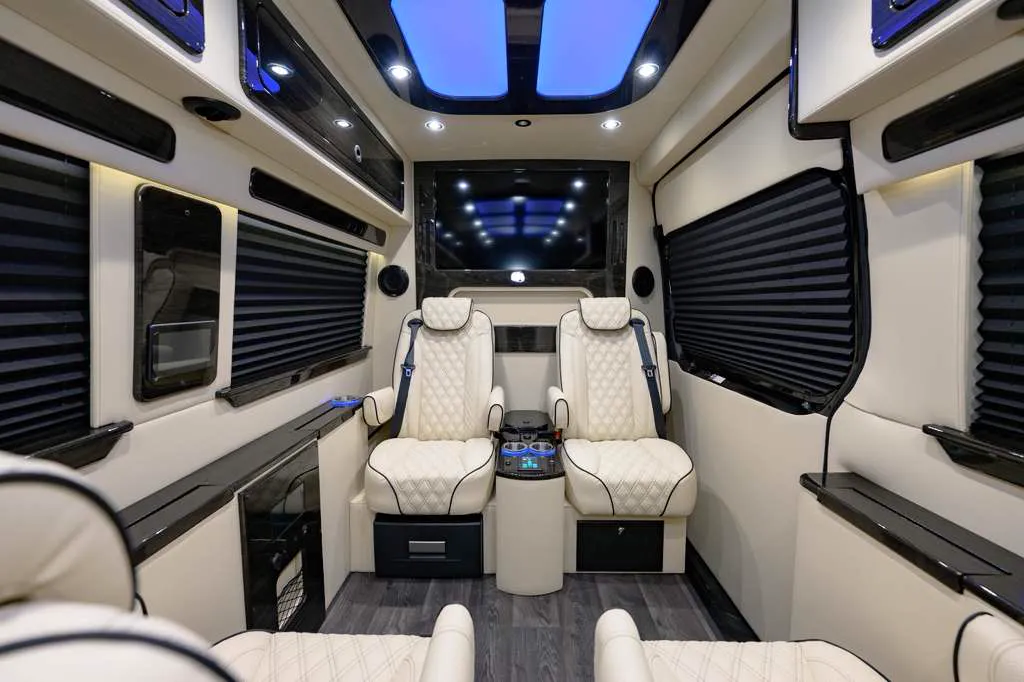 2026 Mercedes Executive Limo detail 3