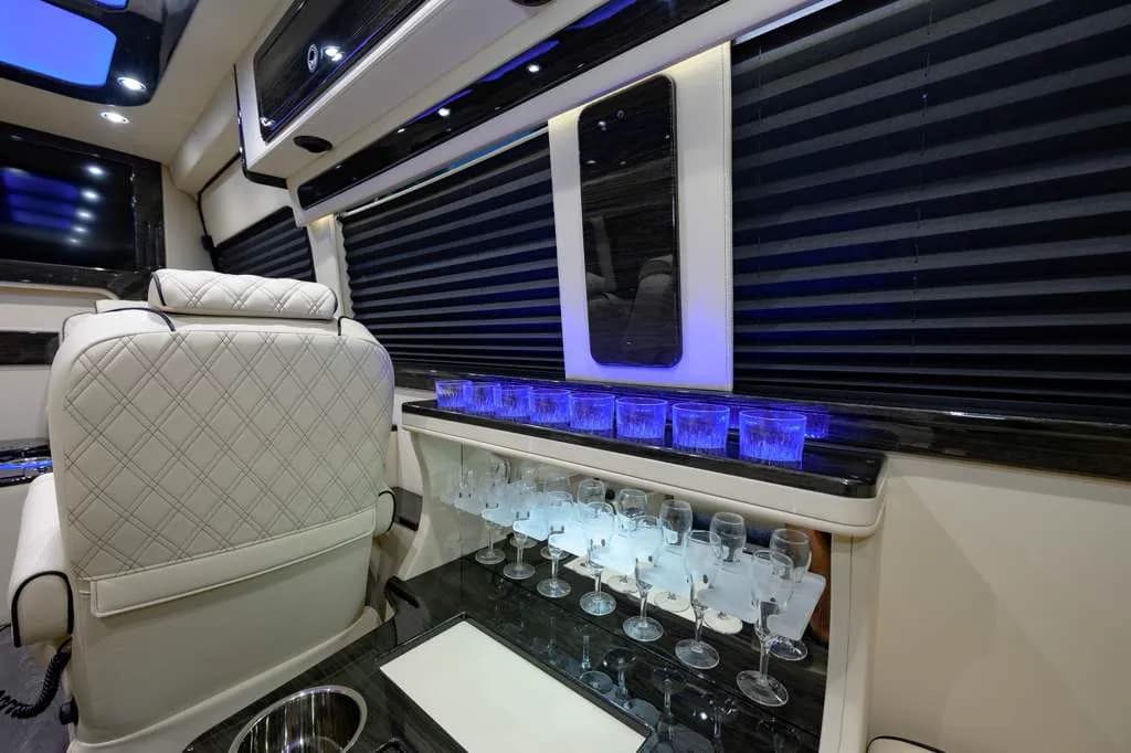 2026 Mercedes Executive Limo detail 5